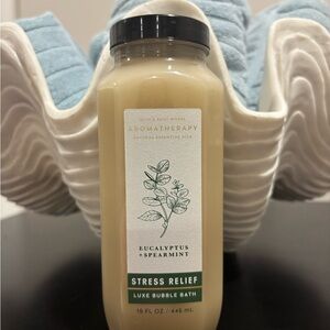 Aromatherapy Eucalyptus Spearmint Luxe Bubble Bath